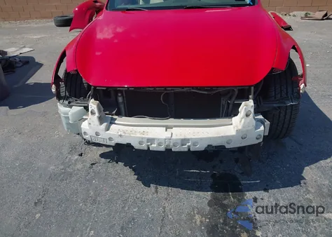 2011 Infiniti G37 z USA, uszkodzony, nr VIN JN1CV6FE2BM952100